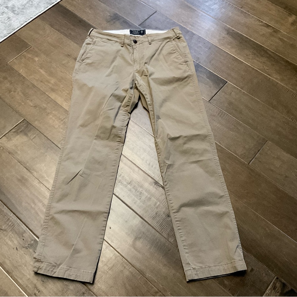 Never Worn! Abercrombie & Men's Tan Chino Pants Sz30/32